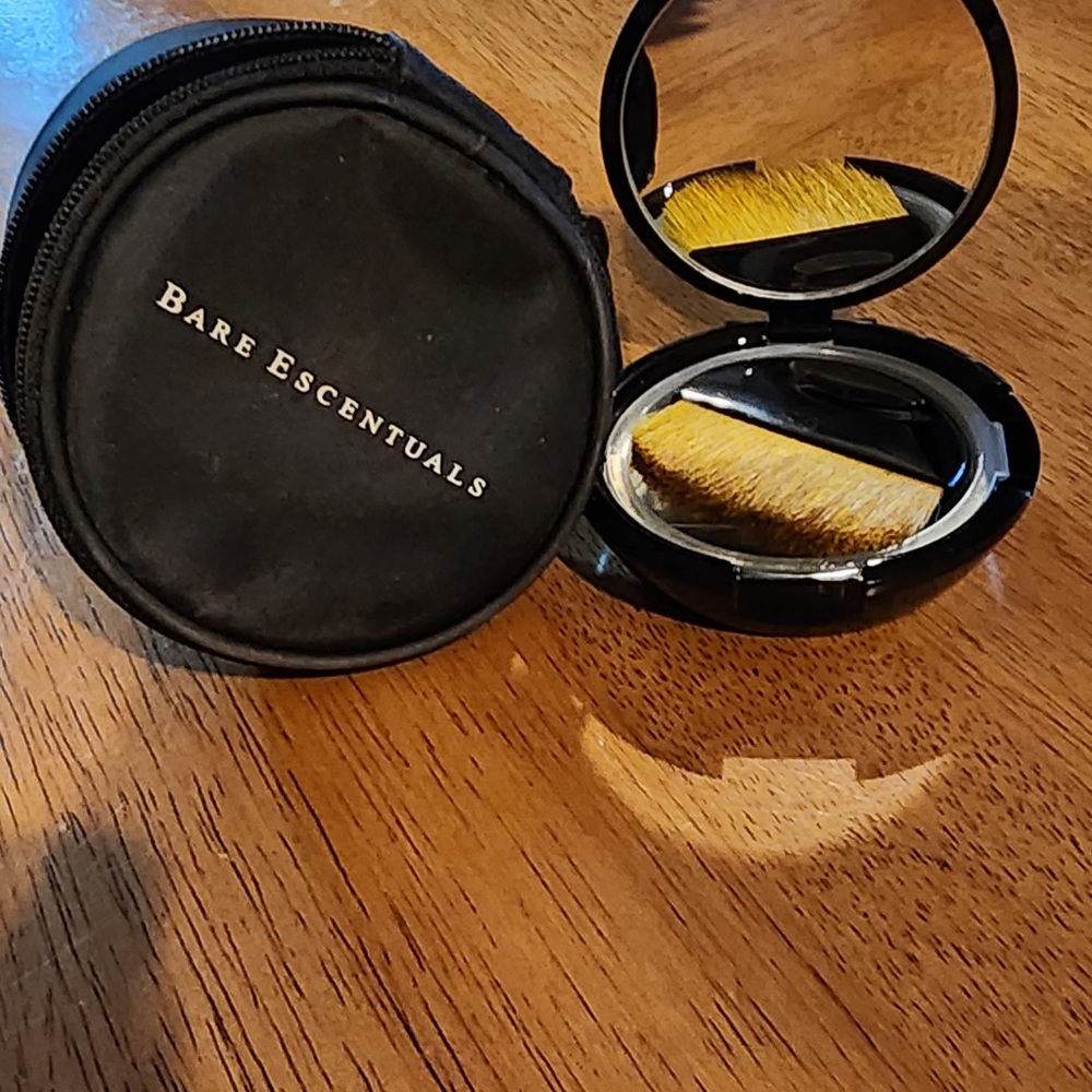 Makeup case